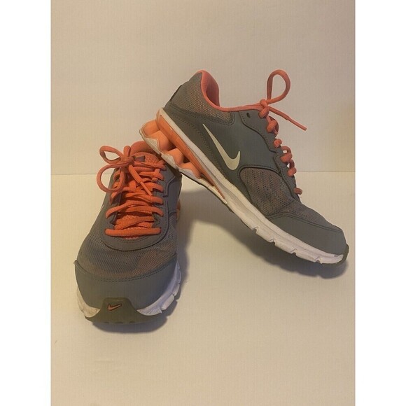 Nike Reax Run 9 Running Training Shoes Gray Coral Women Size 6 - Picture 1 of 8